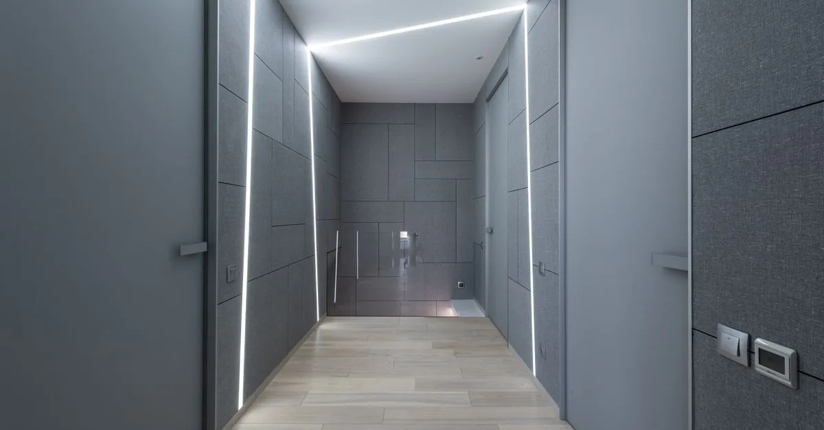 idées et conseils pour décorer une entrée étroite afin d'optimiser l'espace tout en créant un accueil chaleureux et pratique.