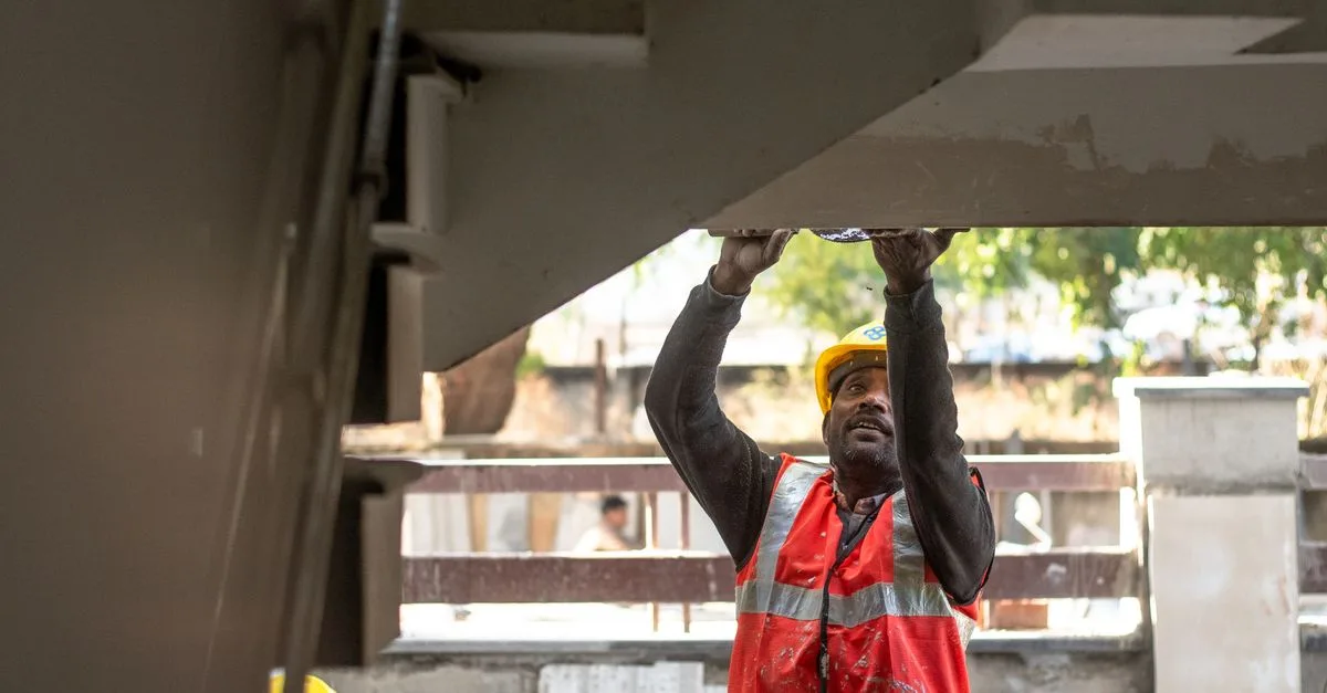 services de construction professionnels offrant qualité, fiabilité et efficacité pour tous vos projets, du résidentiel au commercial.