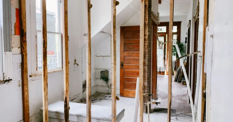 obtenez une estimation précise pour votre projet de rénovation. découvrez nos services fiables et adaptés à vos besoins pour un chantier réussi.
