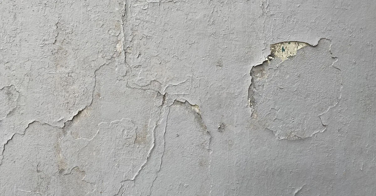 découvrez les causes et solutions pour éliminer les odeurs persistantes dans les murs en plaques de plâtre afin de retrouver un intérieur sain et agréable.